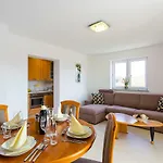 Apartman Maestral
