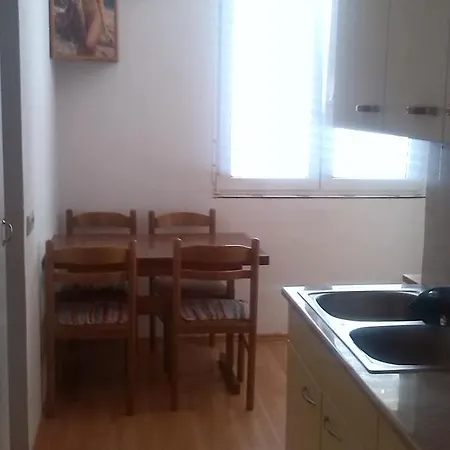 Maestral Apartamento *