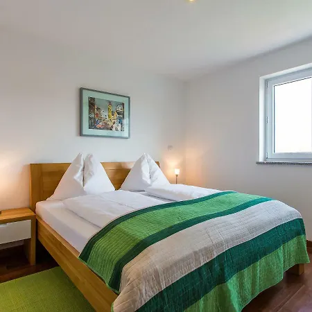 Maestral * بوريتش